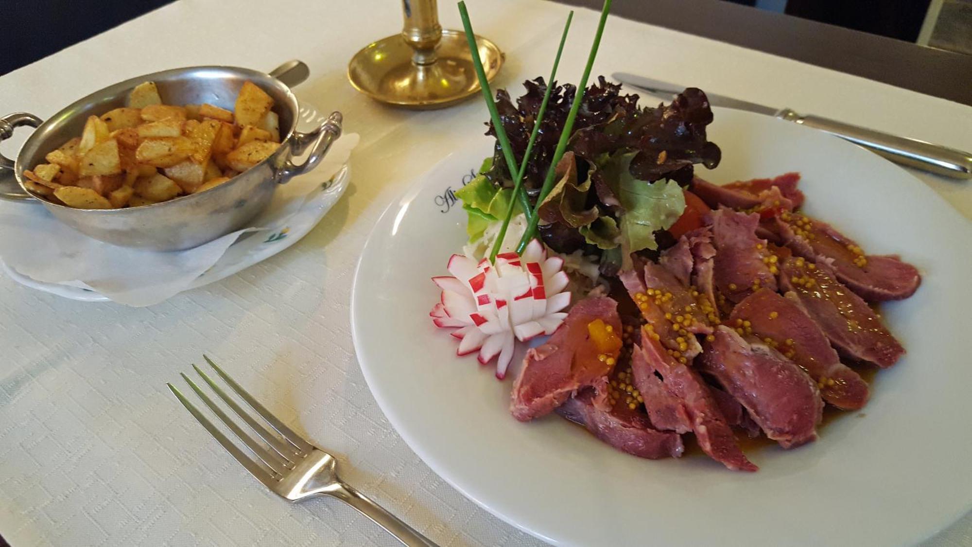 Hotel Restaurant Alte Stadtmauer Beilstein  Ngoại thất bức ảnh